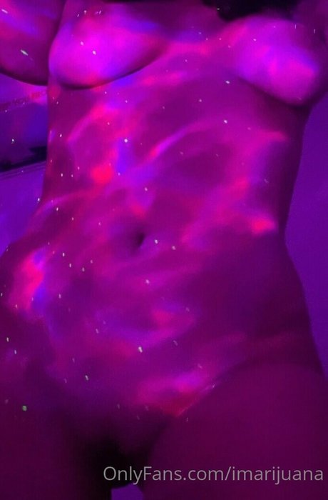 Imarijuana star free pic