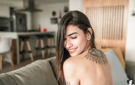 Thaywalli pornstar sexy photo