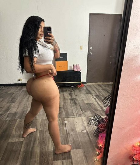 Badpenelope top star image