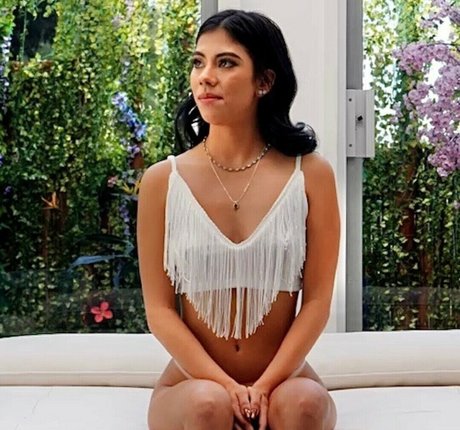 Mila Marie pornstar exclusive gallery