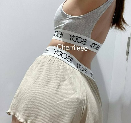 cherrileee nudes model photo