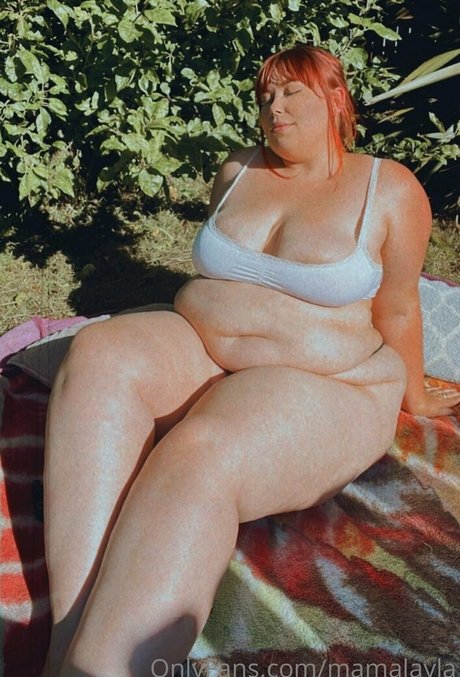 mamalayla art actress img