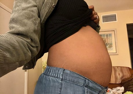 mangomob92 model nudes images