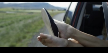 Maika Monroe pornstar xxx pictures