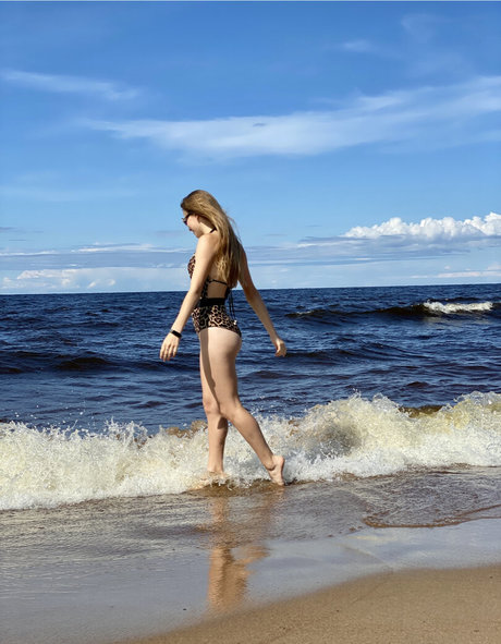 Anna Gloss perfect model pic