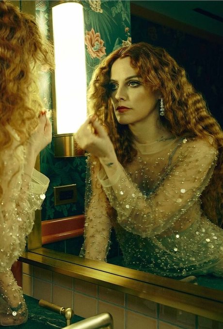 Riley Keough xxx star archive