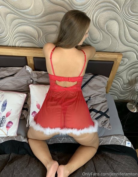 jenniferamton adult model galleries