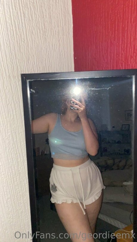 geordieemx sexy star galleries