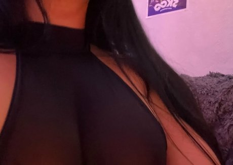 Milkylexii model nude pictures