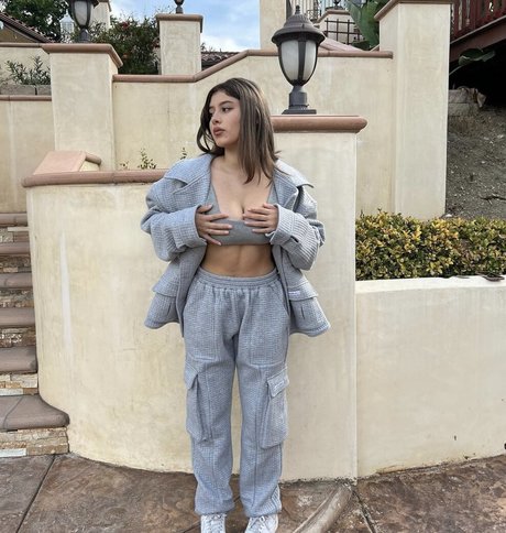 Laurimfgarciaa nudes star photos