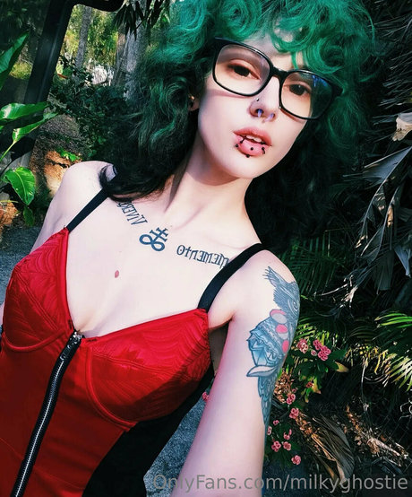 milkyghostie model perfect galleries