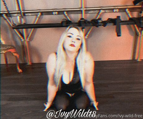 Ivy Wild exclusive model galleries