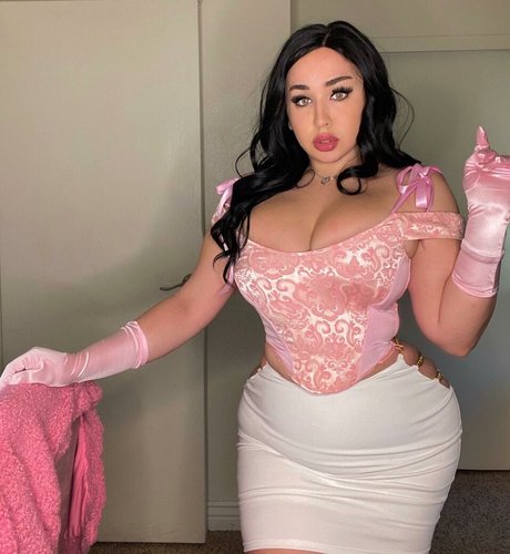 Tana Habibi hd actress img