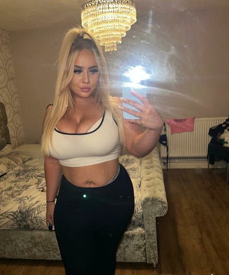 Molly O Shea star hot picture