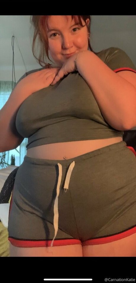 carnationkatie sex model image