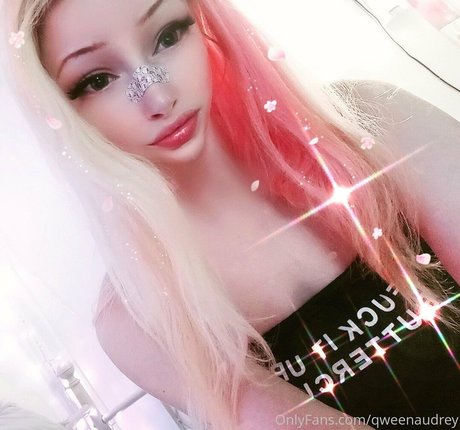 blonde small tits onlyfans beautiful nude pic