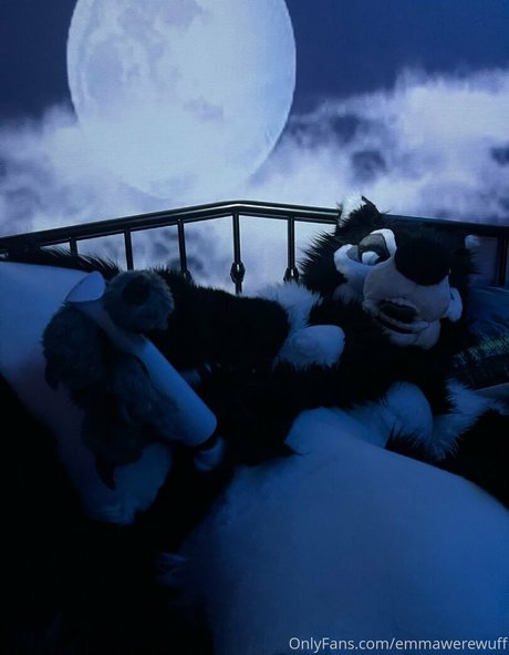 dripping wet pussy onlyfans hot img