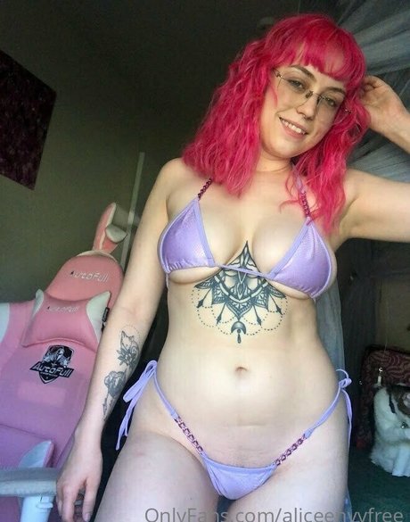 big tits nerd onlyfans free xxx photo