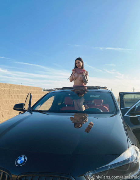 alexisreid model sexy galleries
