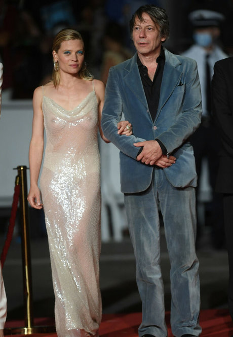 asian cuckold onlyfans erotic image