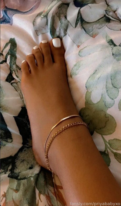 Priya Singh star best pictures