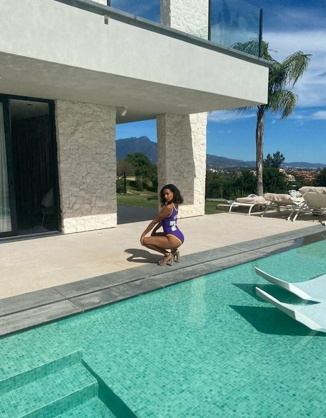 gabbydealmeida star adult img