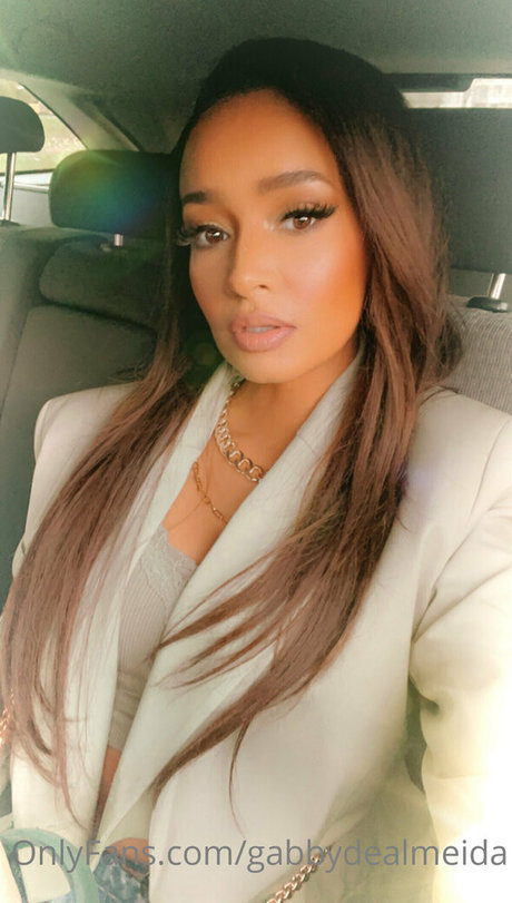 gabbydealmeida pornstar top img