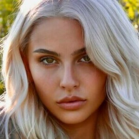 Cece Leigh nudes model img