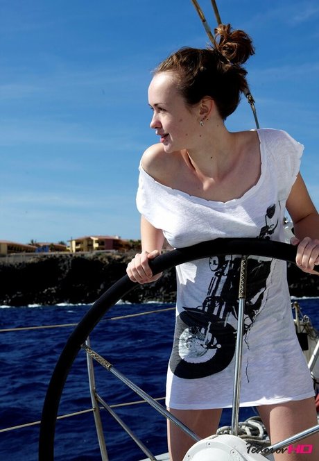 skinny big ass onlyfans hd photos