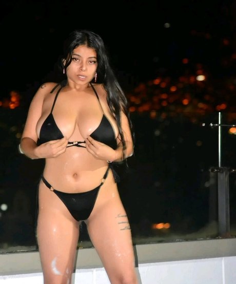 Luu sell nudes pornstar pic