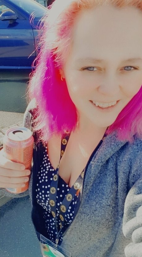 pegginglove Quick photo