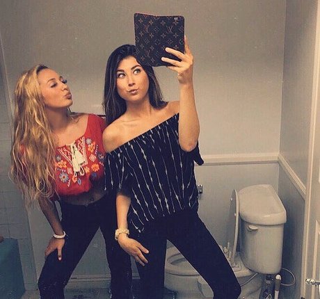 Kimi McFarland nude model image