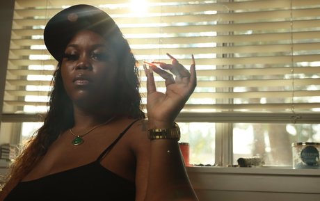 missniemacream pornstar hot photo