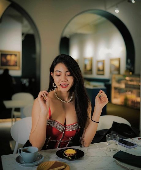 live nude onlyfans adult img