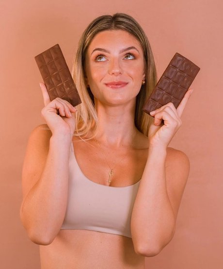 Thaisa Leal model hot picture