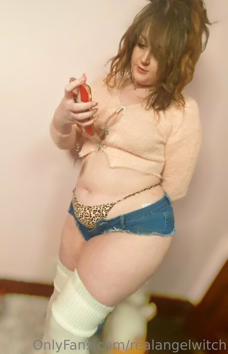 hottest young onlyfans pretty picture