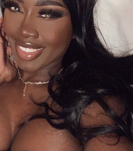 LXRYCC pornstar art pic