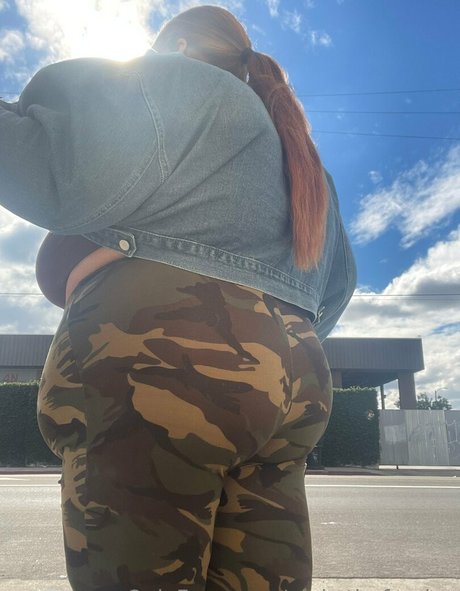 pinkythefeedee hd star pictures