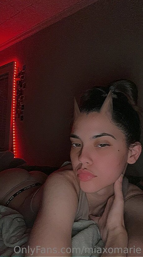 miaxomarie art pornstar photo