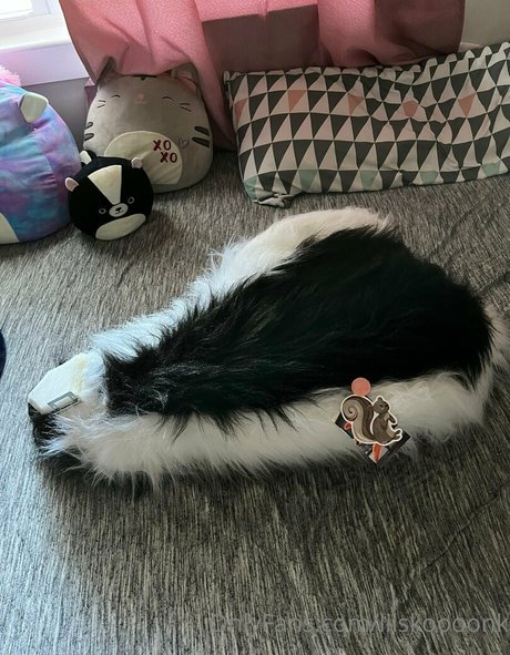 lilskoooonk high quality pornstar pics