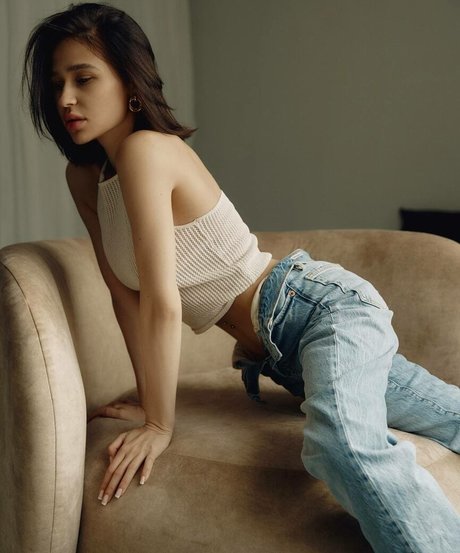 Diana Koss nude star archive