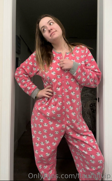 famous nude onlyfans porn archive