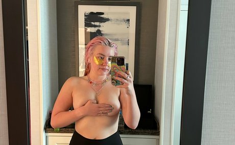 lesbian ass onlyfans best pics