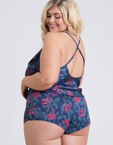 Izzy Nicholls star pretty image