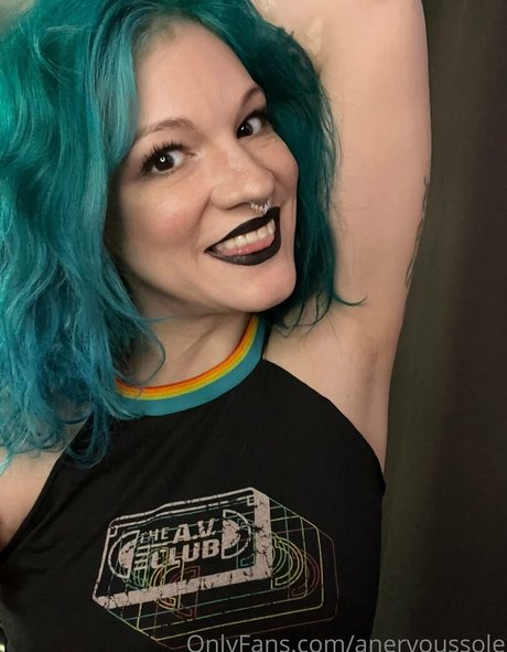 anervoussole naked star pic