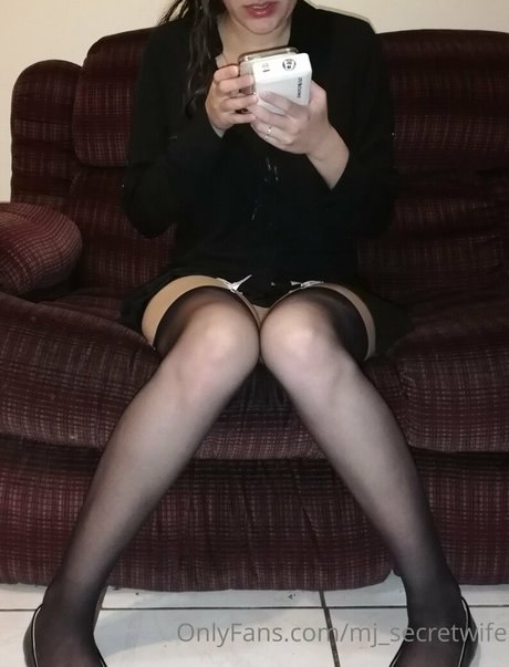 mj secretwife star hot galleries