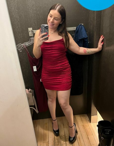 ashleyisadoll beautiful pornstar pictures