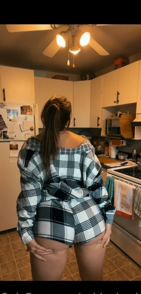 ashleyisadoll sex model images