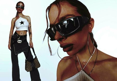 alexfoxxy hd model pics