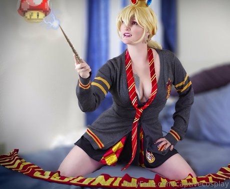 captivecosplay model perfect img